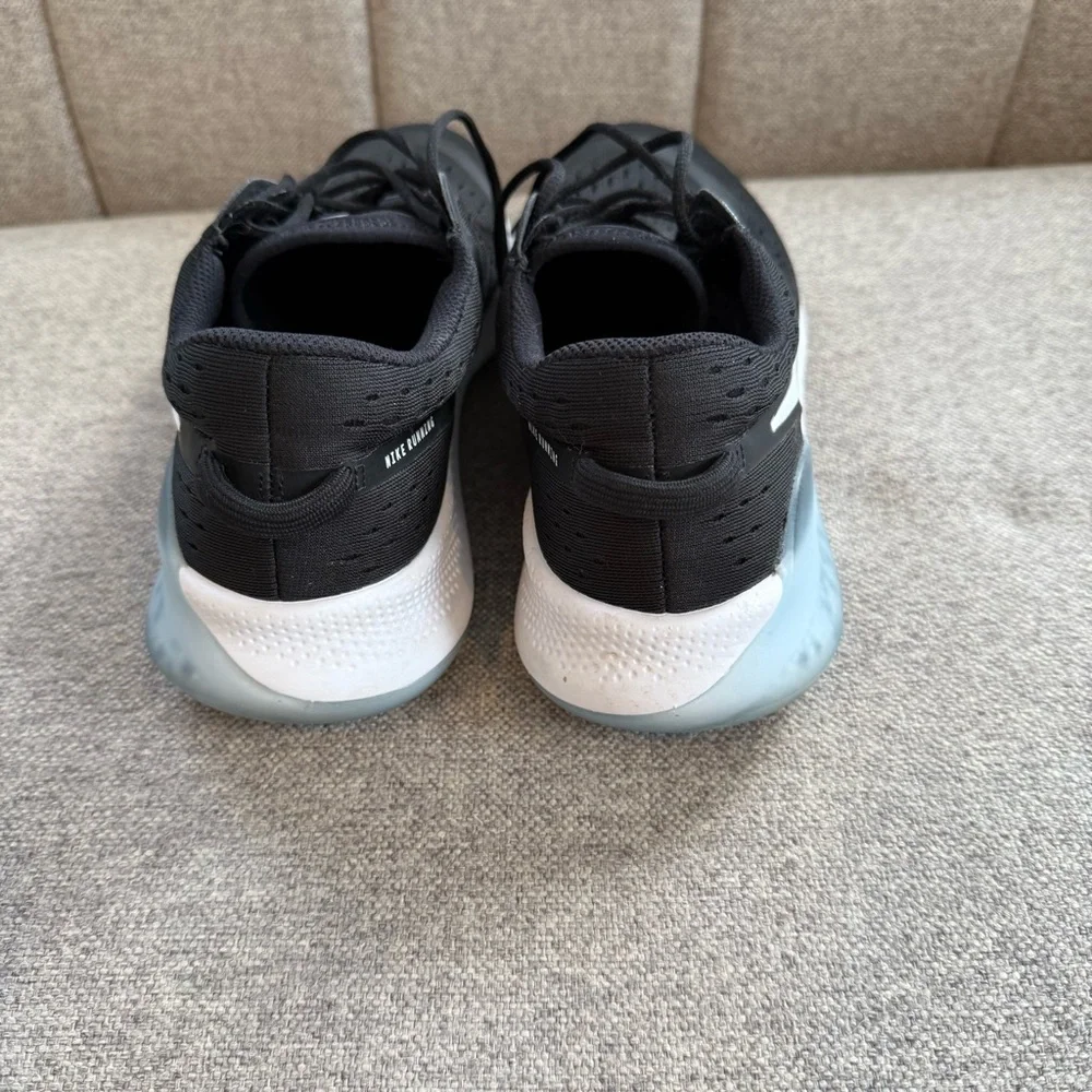 Nike Joyride Run Black White Men’s 9 Running Walking Comfort Sneakers Cushioned - Picture 5 of 6